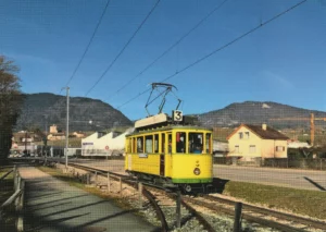 Motrice 73 près du musée du tram en 2017