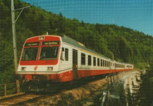 Train régional RVT 206 vaiduc de l'Huguenaz